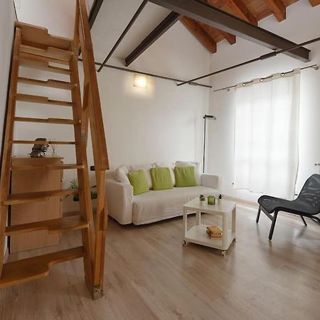Apartment Adorno 4 - Affitti Brevi Italia Генуя Экстерьер фото